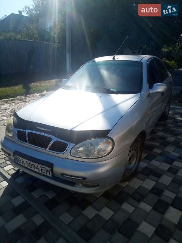 Седан Daewoo Sens 2004 в Светловодске