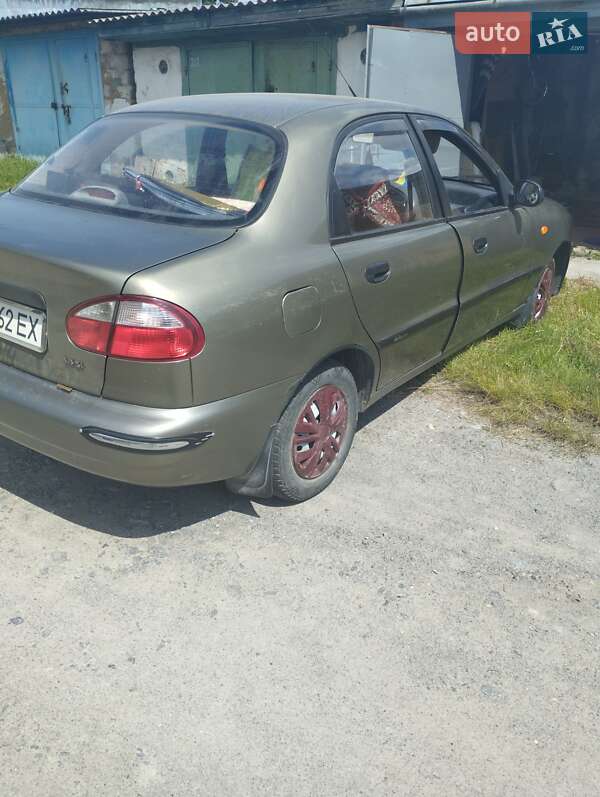 Седан Daewoo Sens 2004 в Звягеле