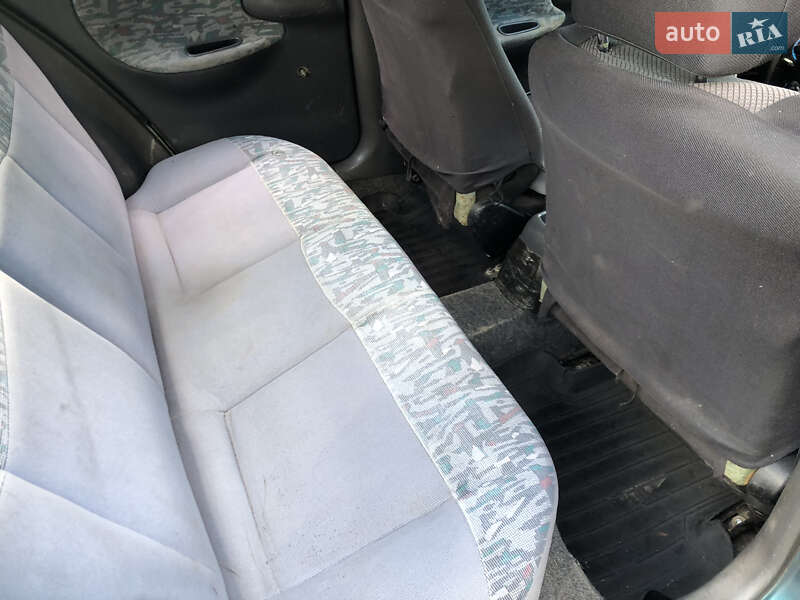Седан Daewoo Sens 2007 в Дубовому