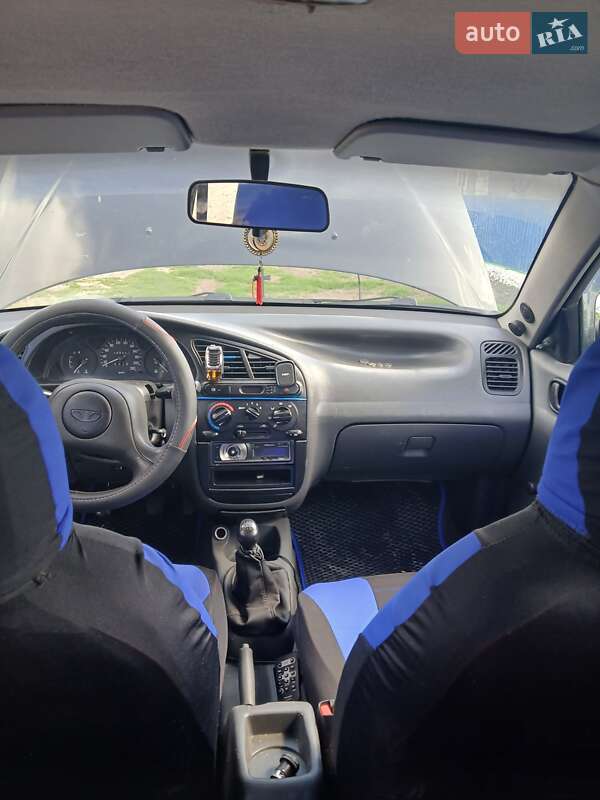 Седан Daewoo Sens 2006 в Теофиполе