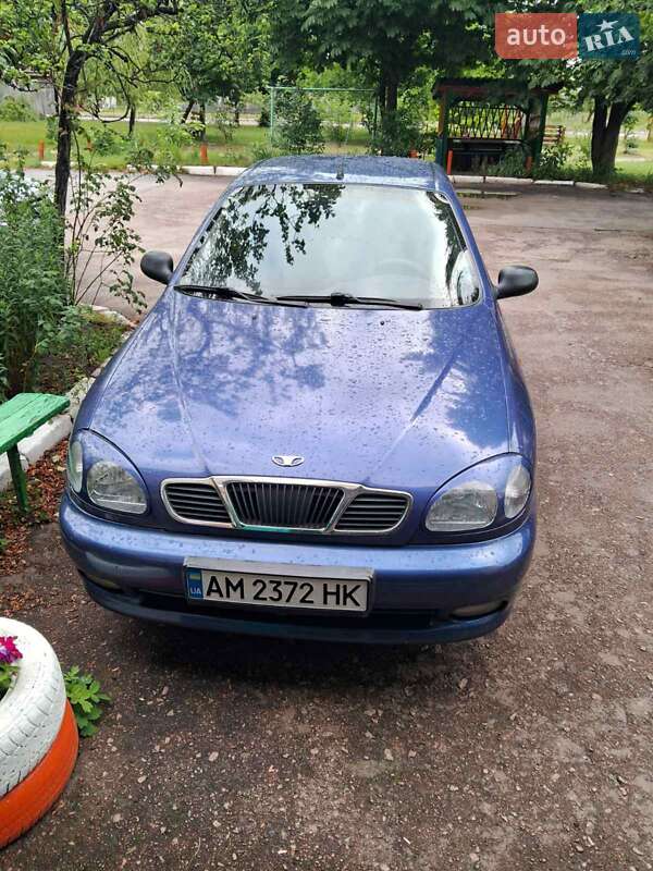 Седан Daewoo Sens 2006 в Макарові