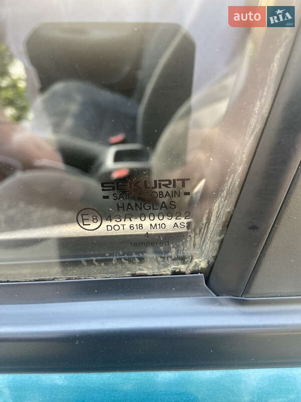 Седан Daewoo Sens 2004 в Умані