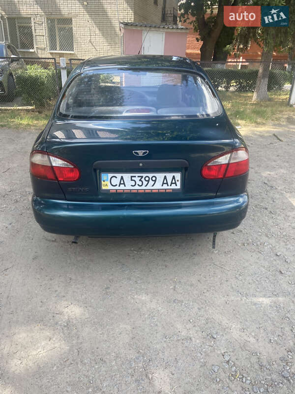 Седан Daewoo Sens 2004 в Умані