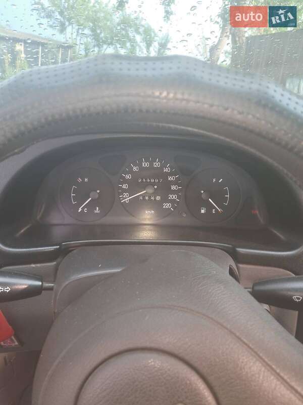 Седан Daewoo Sens 2007 в Зачепиловке