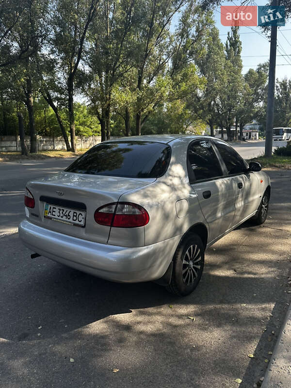 Седан Daewoo Sens 2004 в Дніпрі