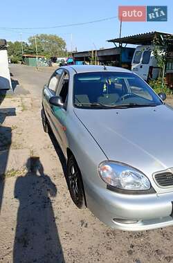 Седан Daewoo Sens 2004 в Горишних Плавнях