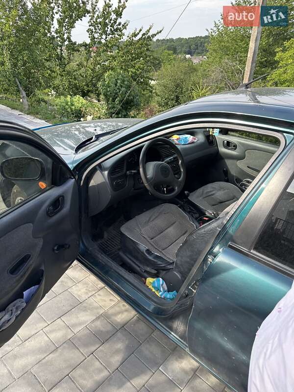 Седан Daewoo Sens 2005 в Чорткові