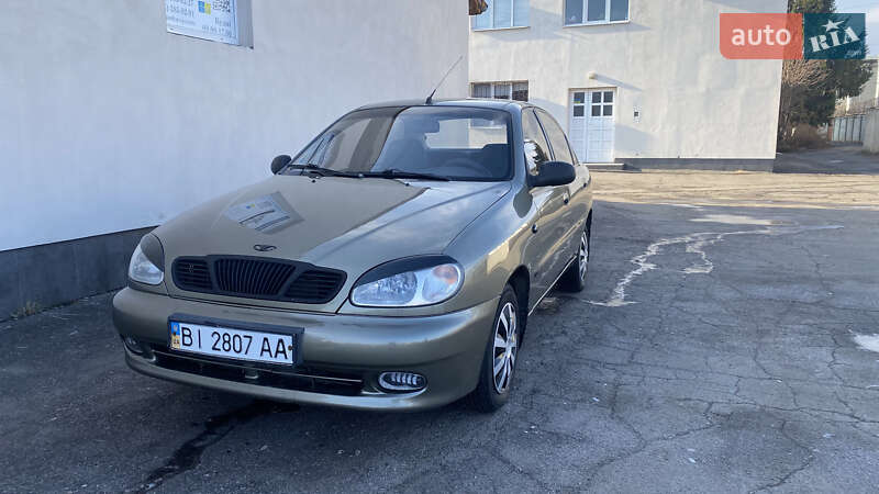 Седан Daewoo Sens 2004 в Полтаві