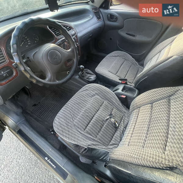 Седан Daewoo Sens 2005 в Петрове