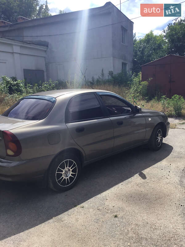 Седан Daewoo Sens 2012 в Днепре