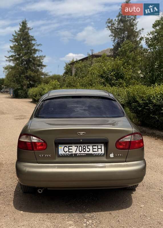 Седан Daewoo Sens 2004 в Новоселице