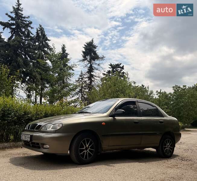 Седан Daewoo Sens 2004 в Новоселице