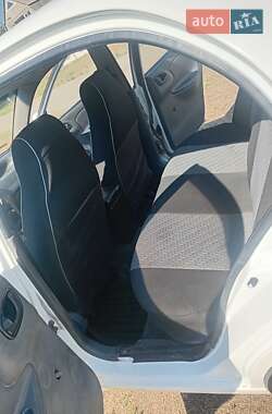 Седан Daewoo Sens 2013 в 