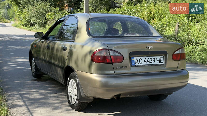 Седан Daewoo Sens 2005 в Хусте