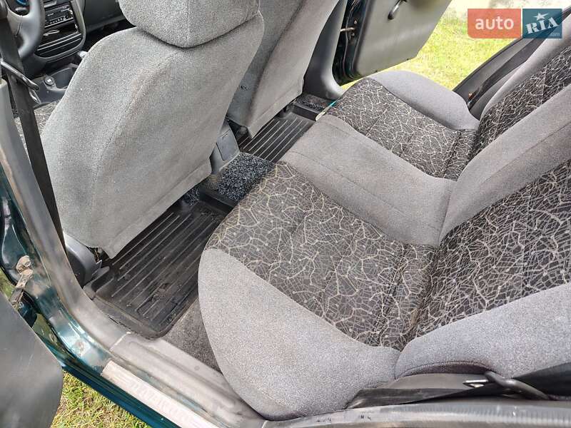 Седан Daewoo Sens 2006 в Печенегах