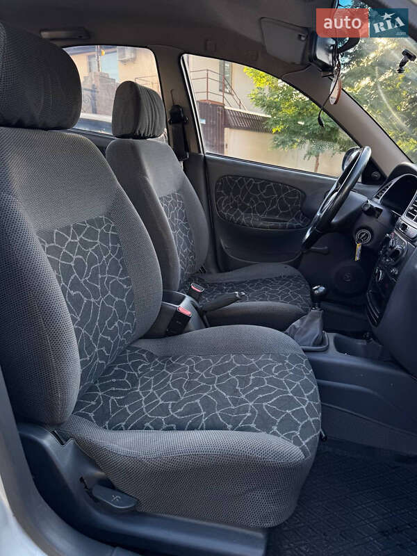 Седан Daewoo Sens 2004 в Николаеве
