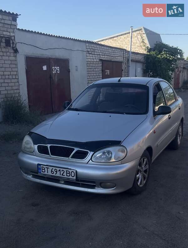 Седан Daewoo Sens 2003 в Вознесенске