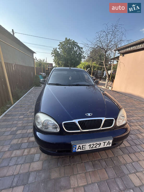 Седан Daewoo Sens 2003 в Днепре