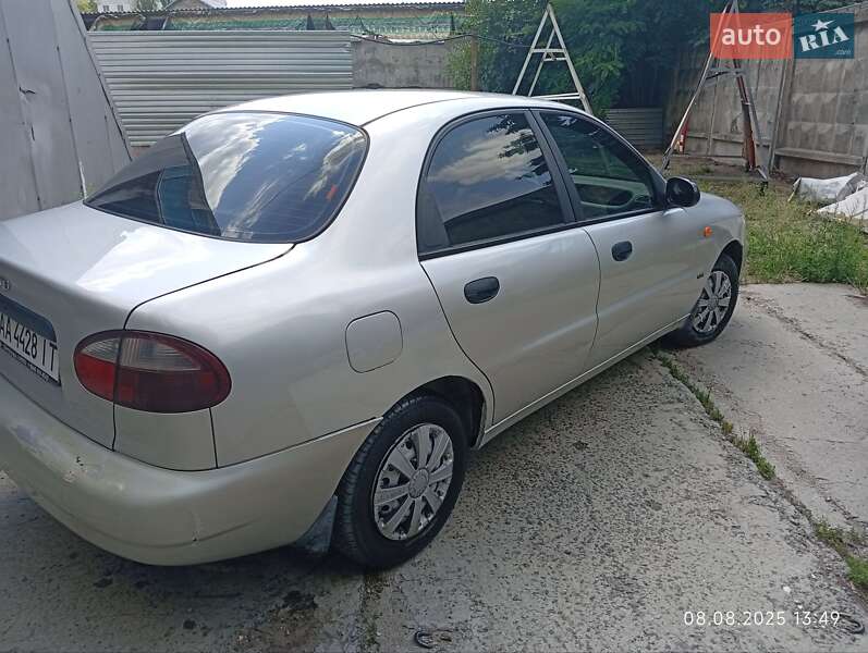 Седан Daewoo Sens 2004 в Киеве