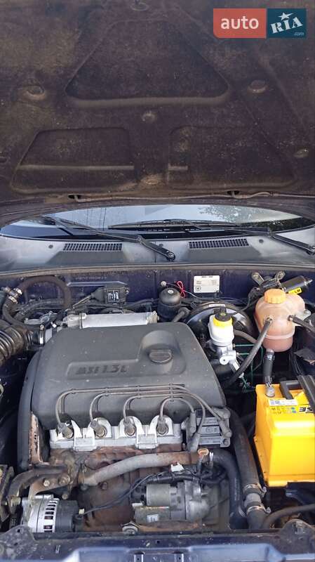 Седан Daewoo Sens 2005 в Горишних Плавнях