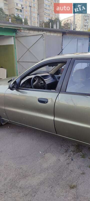 Седан Daewoo Sens 2004 в Харькове