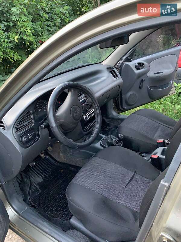 Седан Daewoo Sens 2006 в Івано-Франківську