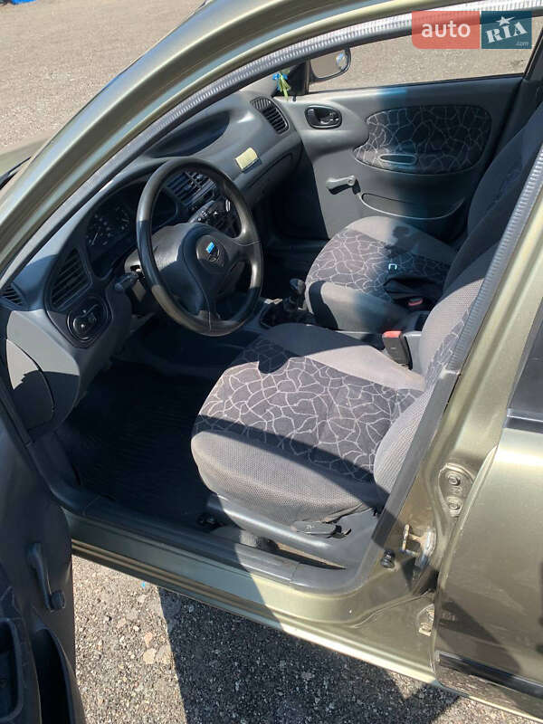 Седан Daewoo Sens 2003 в Запорожье