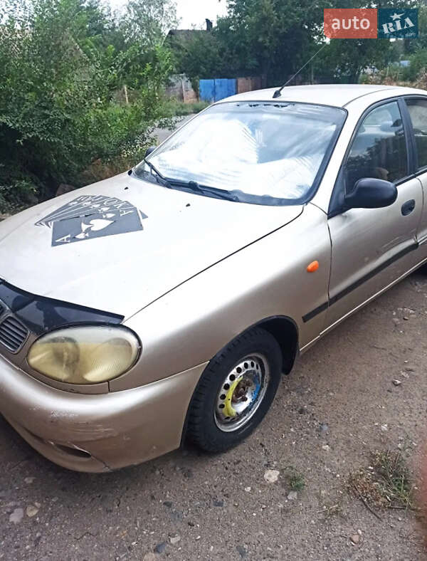 Седан Daewoo Sens 2004 в Кривому Розі
