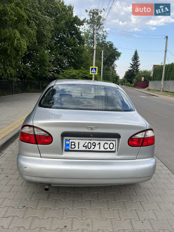 Седан Daewoo Sens 2005 в Косові