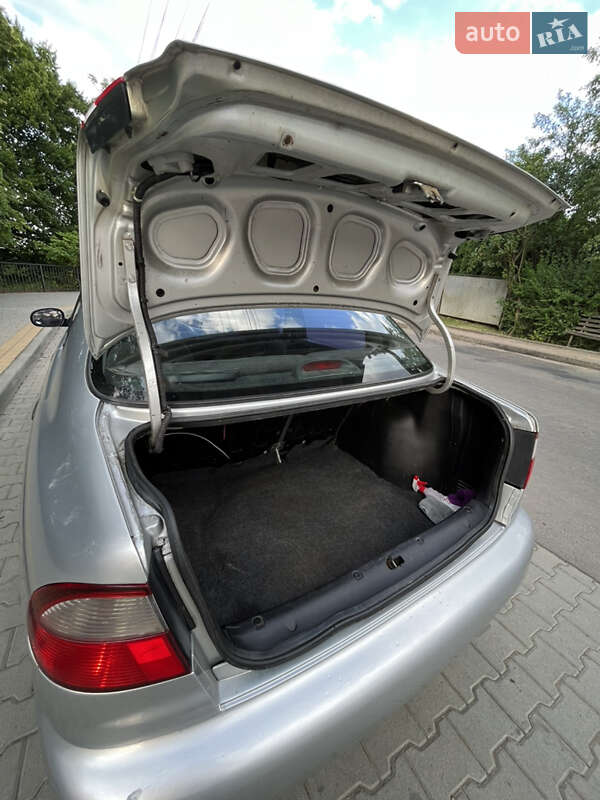 Седан Daewoo Sens 2005 в Косові