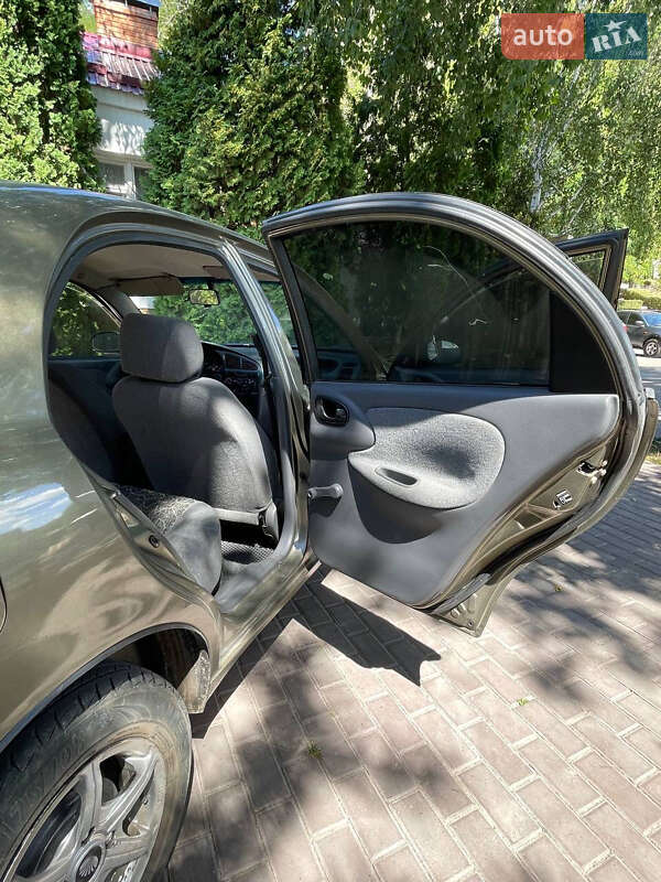 Седан Daewoo Sens 2005 в Кропивницком