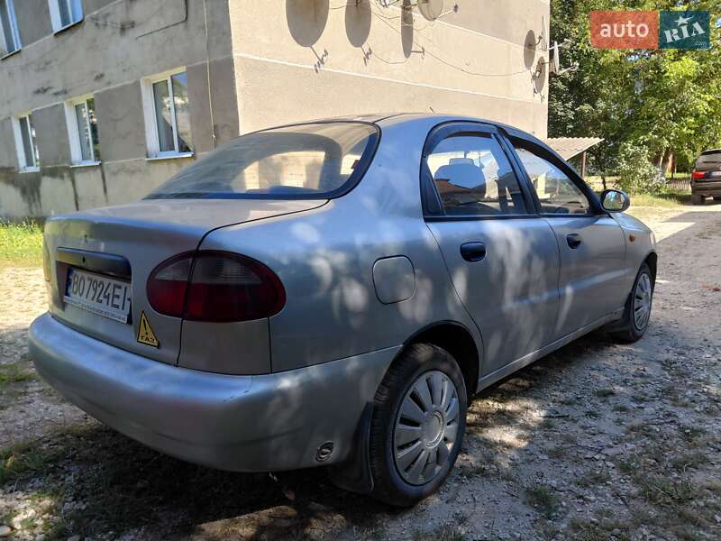 Седан Daewoo Sens 2004 в Подволочиске