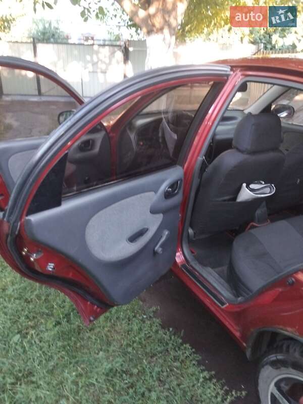 Седан Daewoo Sens 2005 в Решетиловке