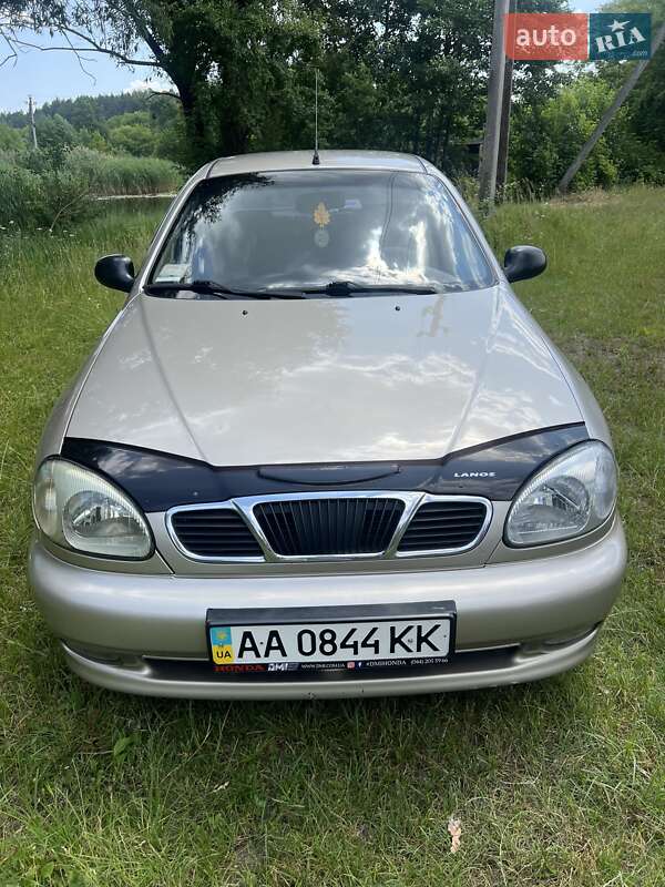 Седан Daewoo Sens 2004 в Олександрівці