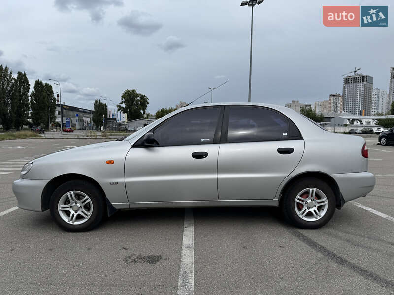 Седан Daewoo Sens 2004 в Киеве