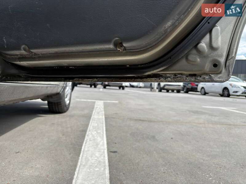 Седан Daewoo Sens 2003 в Киеве