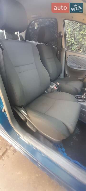 Седан Daewoo Sens 2005 в Львове