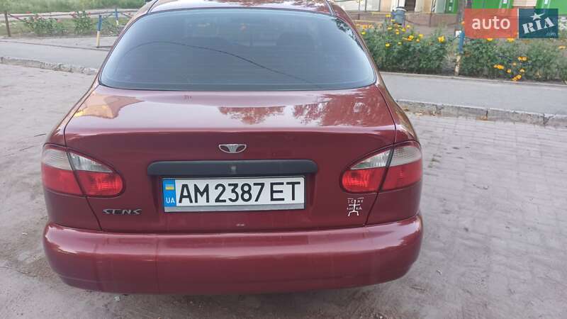 Седан Daewoo Sens 2004 в Житомирі