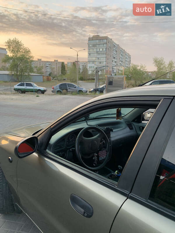 Седан Daewoo Sens 2005 в Запоріжжі
