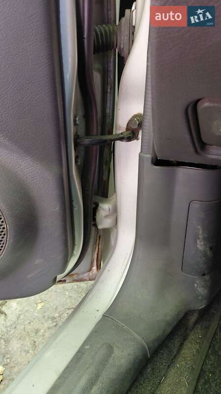 Седан Daewoo Sens 2004 в Запоріжжі