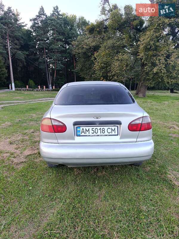 Седан Daewoo Sens 2004 в Романіву