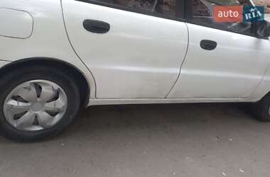 Седан Daewoo Sens 2006 в Рівному