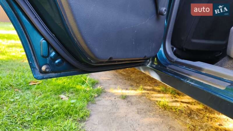 Седан Daewoo Sens 2003 в Нежине