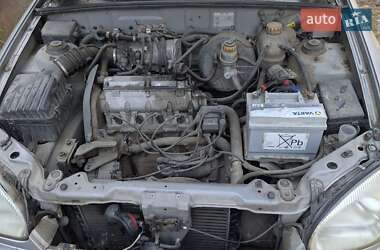 Седан Daewoo Sens 2006 в Рени