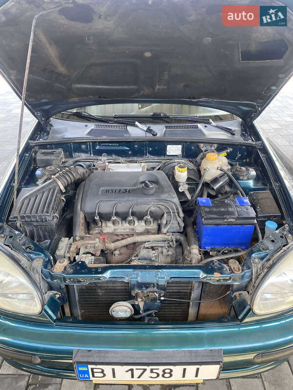 Седан Daewoo Sens 2003 в Полтаве