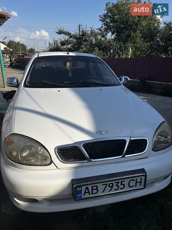 Седан Daewoo Sens 2006 в Тростянці