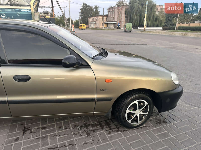 Седан Daewoo Sens 2004 в Кам'янському