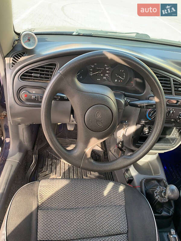 Седан Daewoo Sens 2004 в Києві