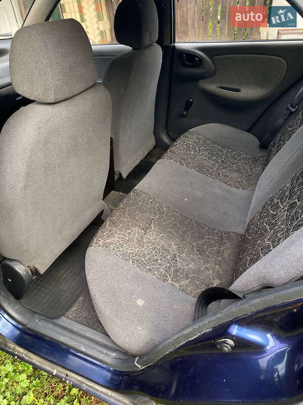 Седан Daewoo Sens 2005 в Сутисках