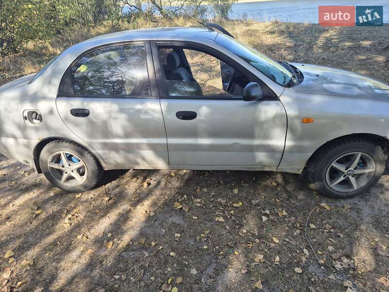 Седан Daewoo Sens 2007 в Чернігові